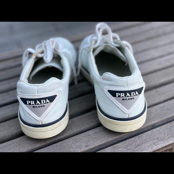 Prada 4E3314 BIANCO LEATHER LACE UP LOGO LOW TOP SNEAKERS - Picture 10 of 16